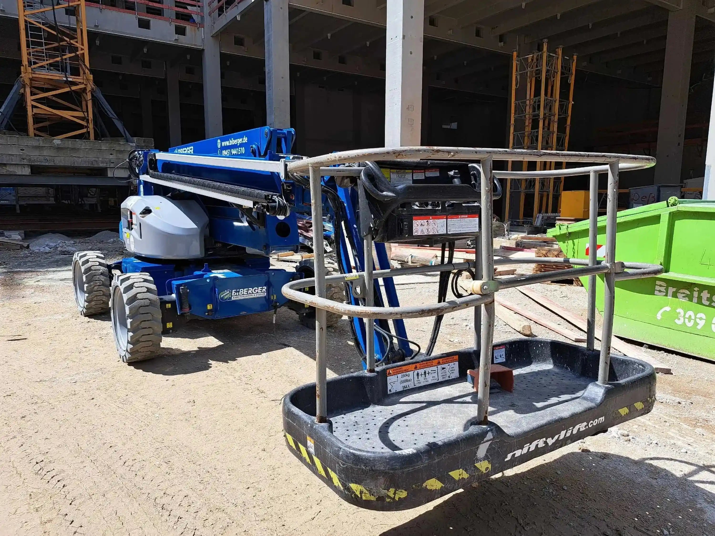 HR21 4x4 Hybrid 21m, Hybrid, kaufen - BIBERGER