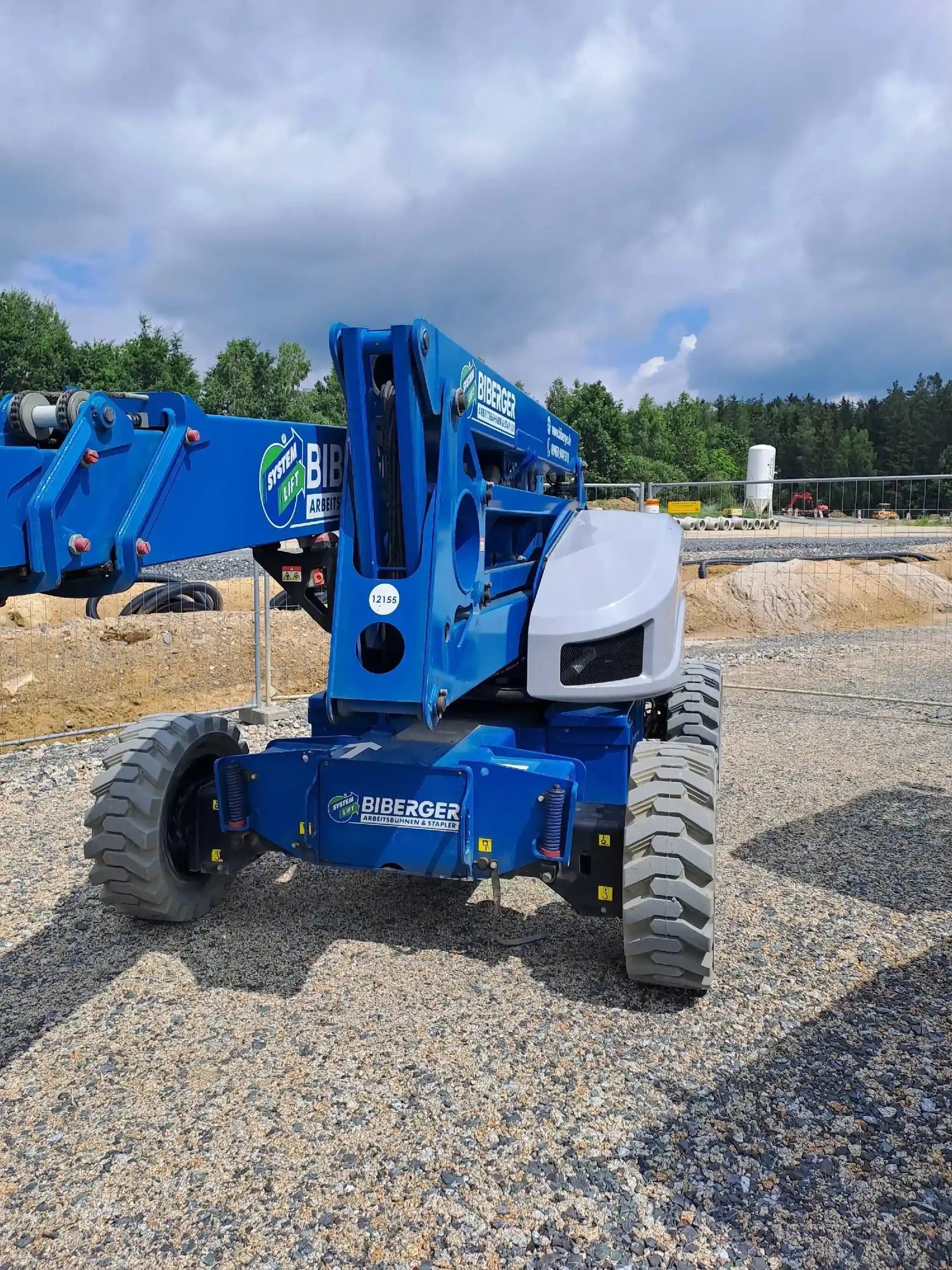 HR21 4x4 Hybrid 21m, Hybrid, kaufen - BIBERGER