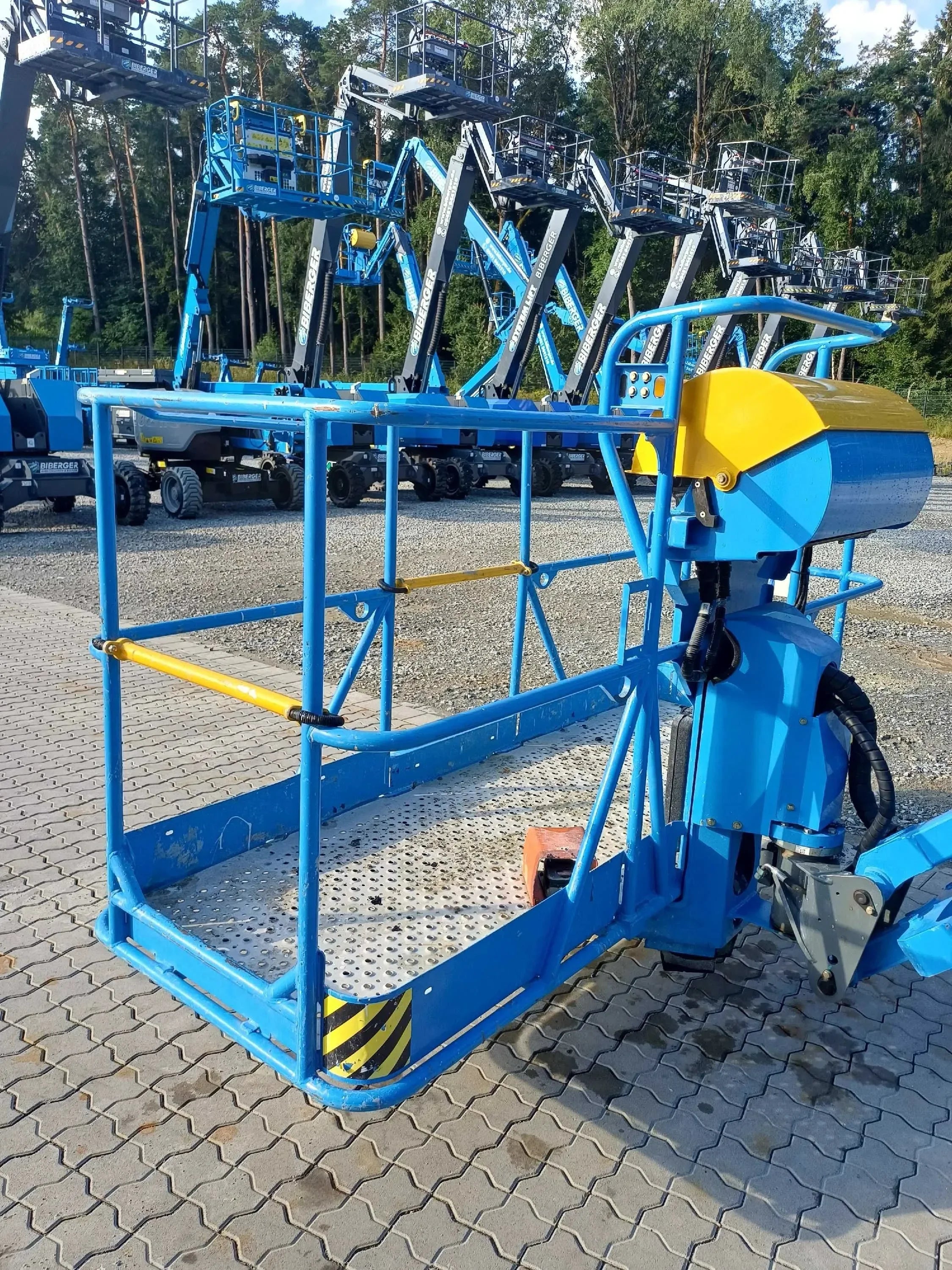 128999-11 - BIBERGER