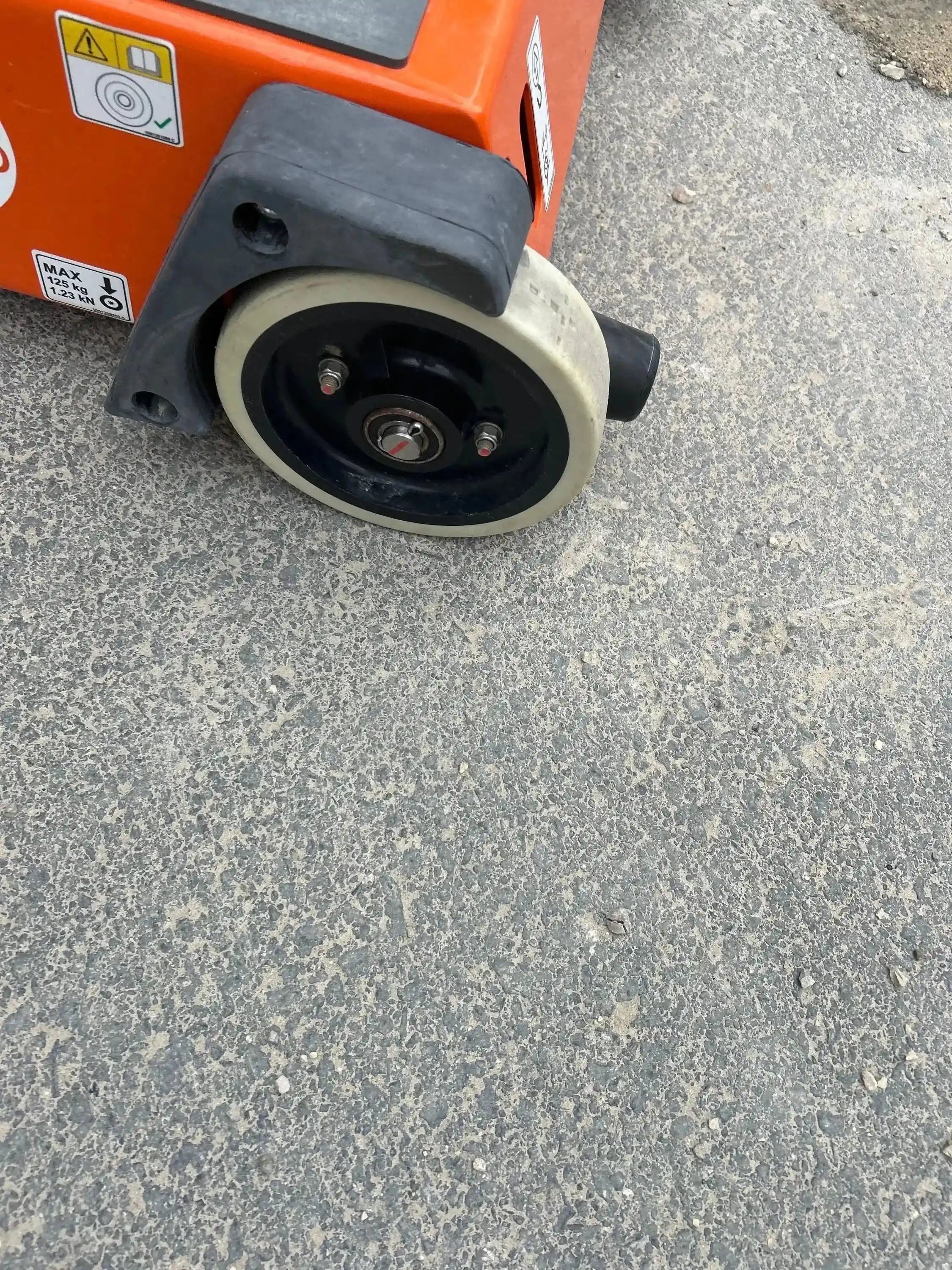 Pecolift 3m, 4m, Elektro, kaufen, senkrechtlift - BIBERGER