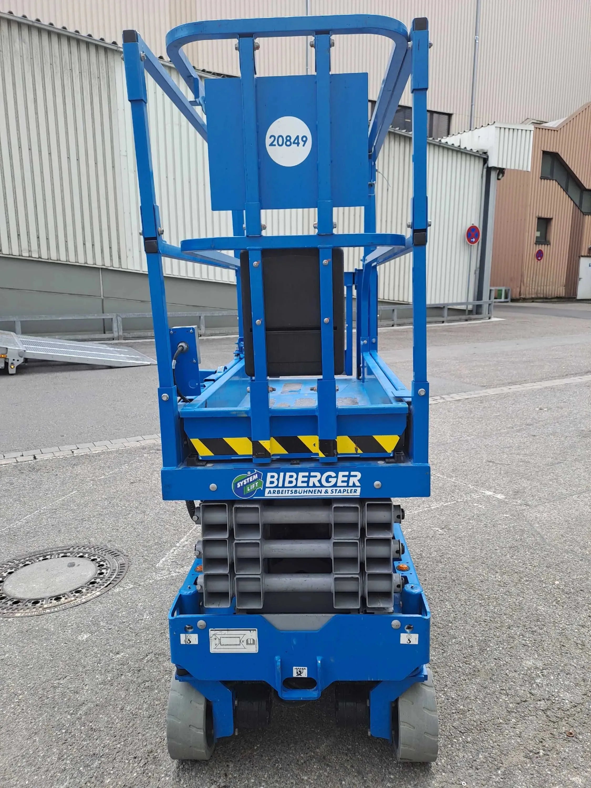 GS 1932 8m, Elektro, kaufen, Scherenbühne - BIBERGER