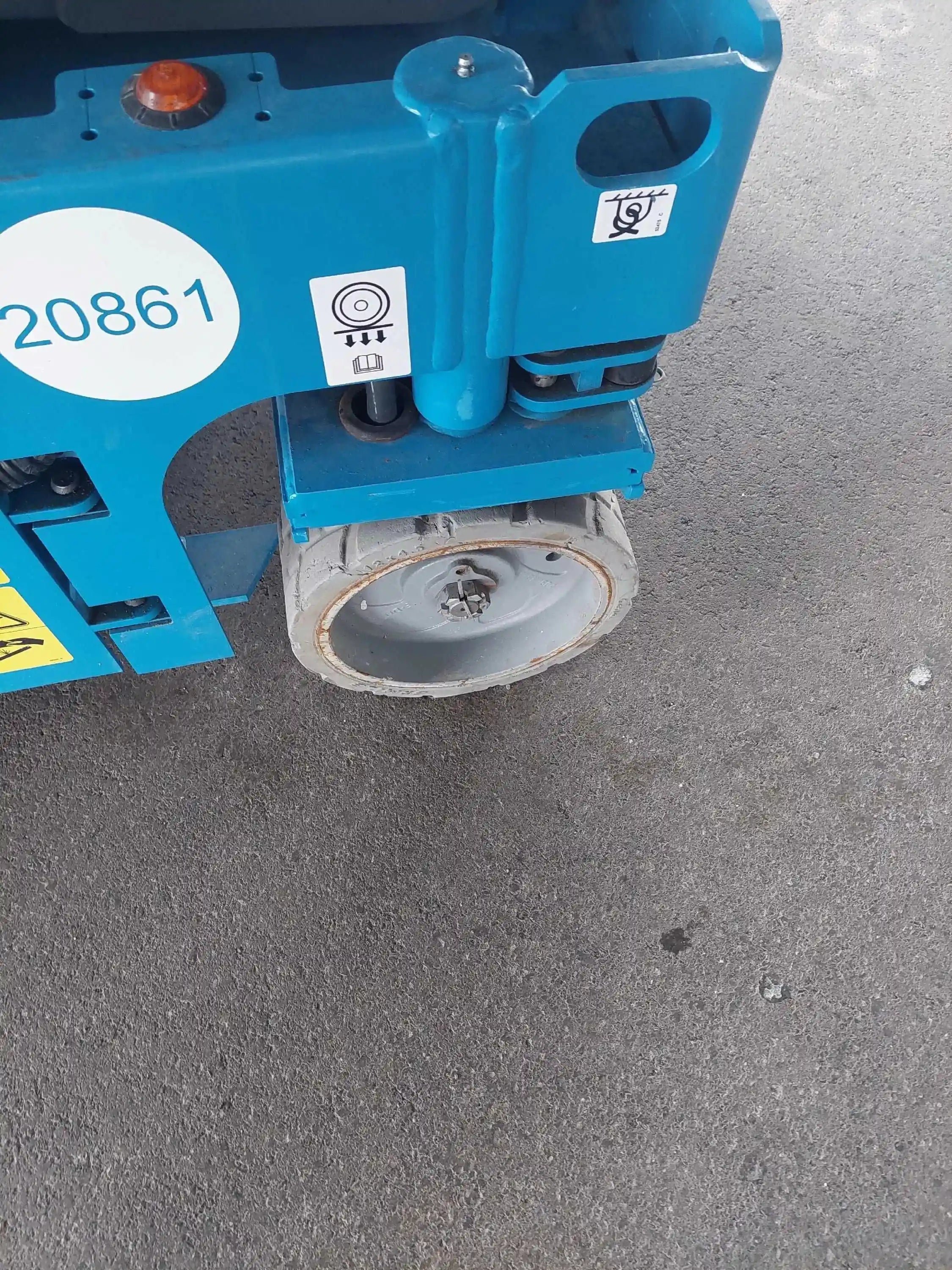 GS 1932 E-Drive 8m, Elektro, kaufen, Scherenbühne - BIBERGER