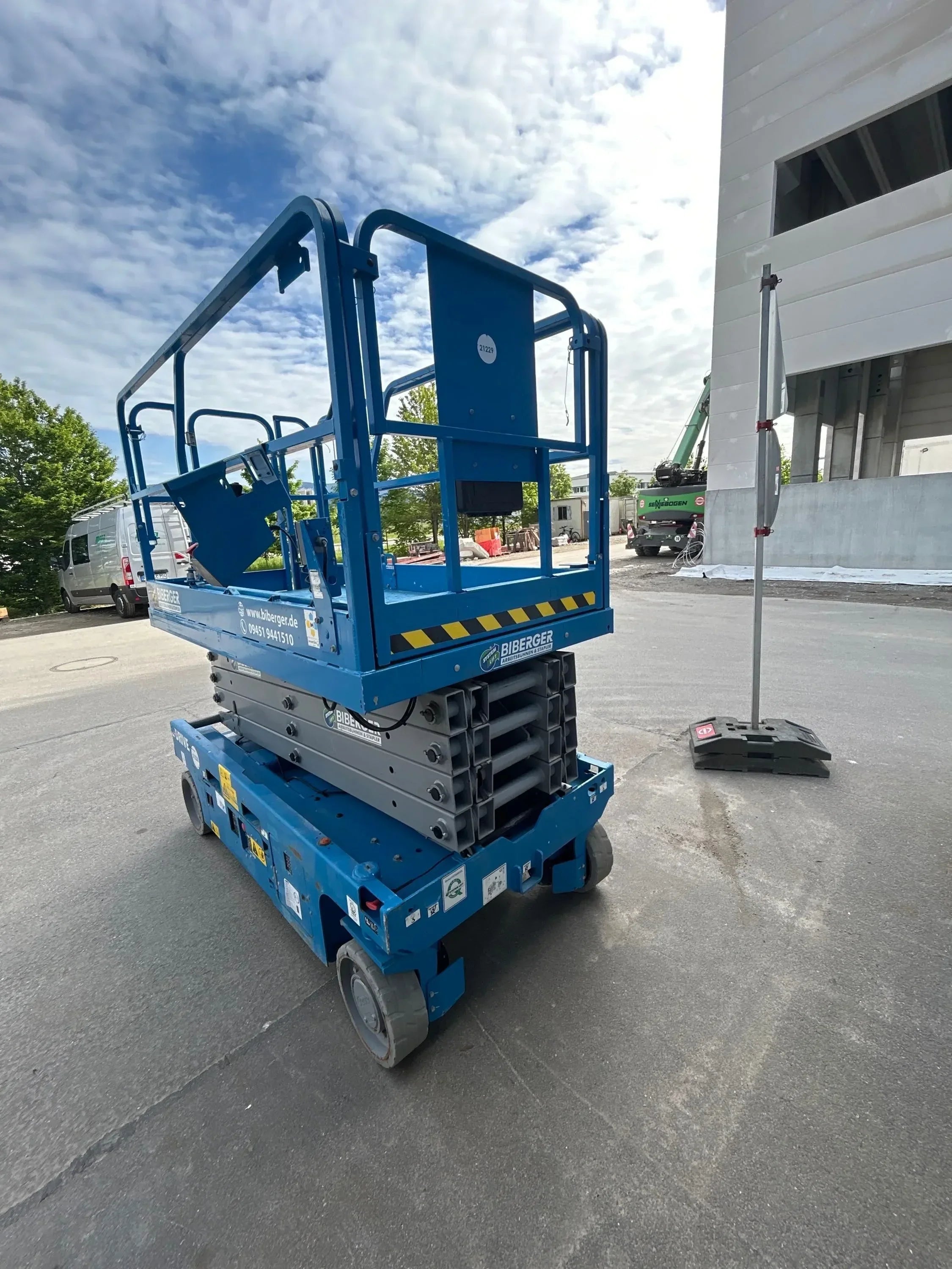 GS 3246 E-Drive 12m, Elektro, kaufen, Scherenbühne - BIBERGER