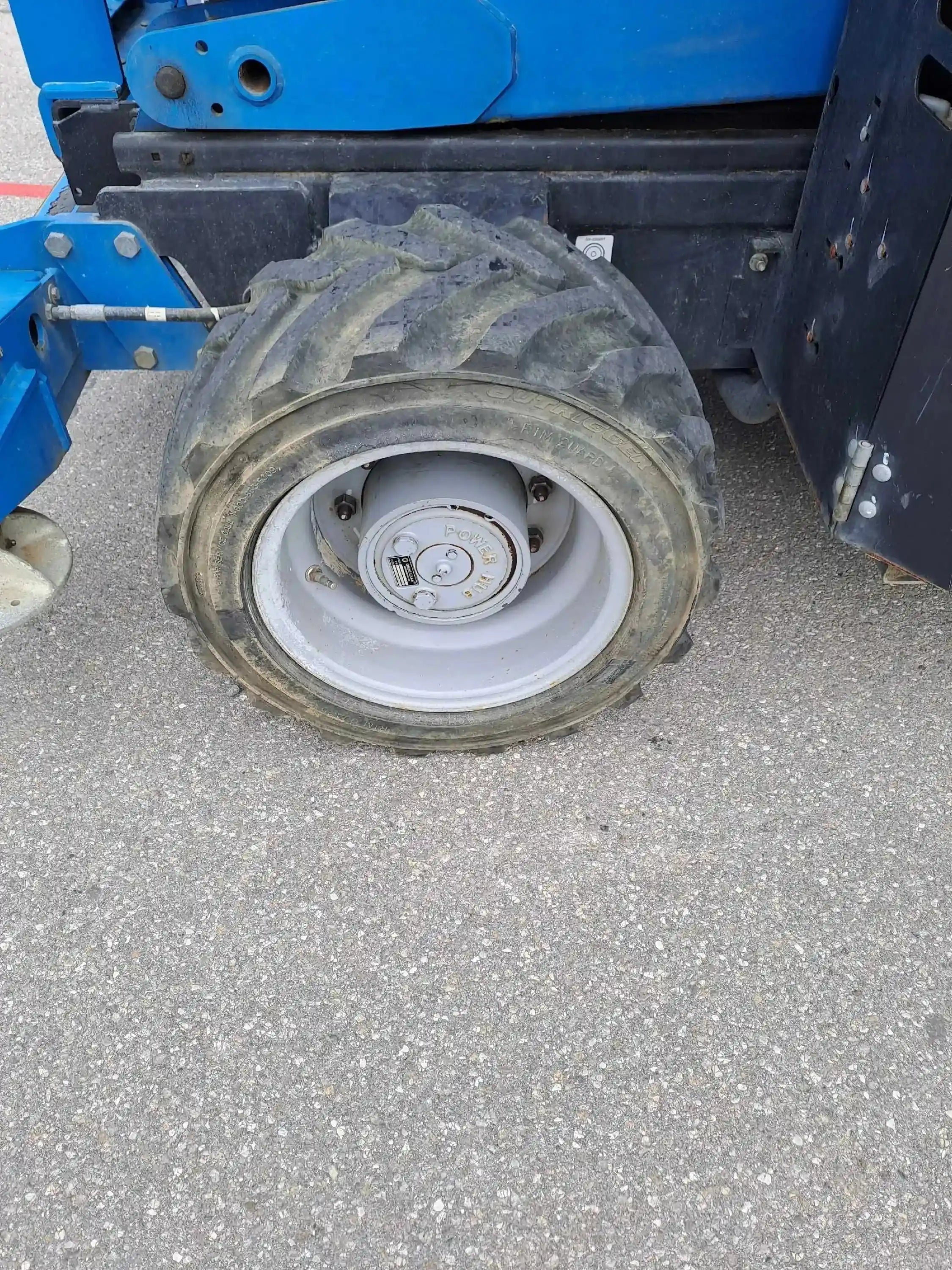 GS 3369 RT 12m, Diesel, Gelände, kaufen, Scherenbühne - BIBERGER