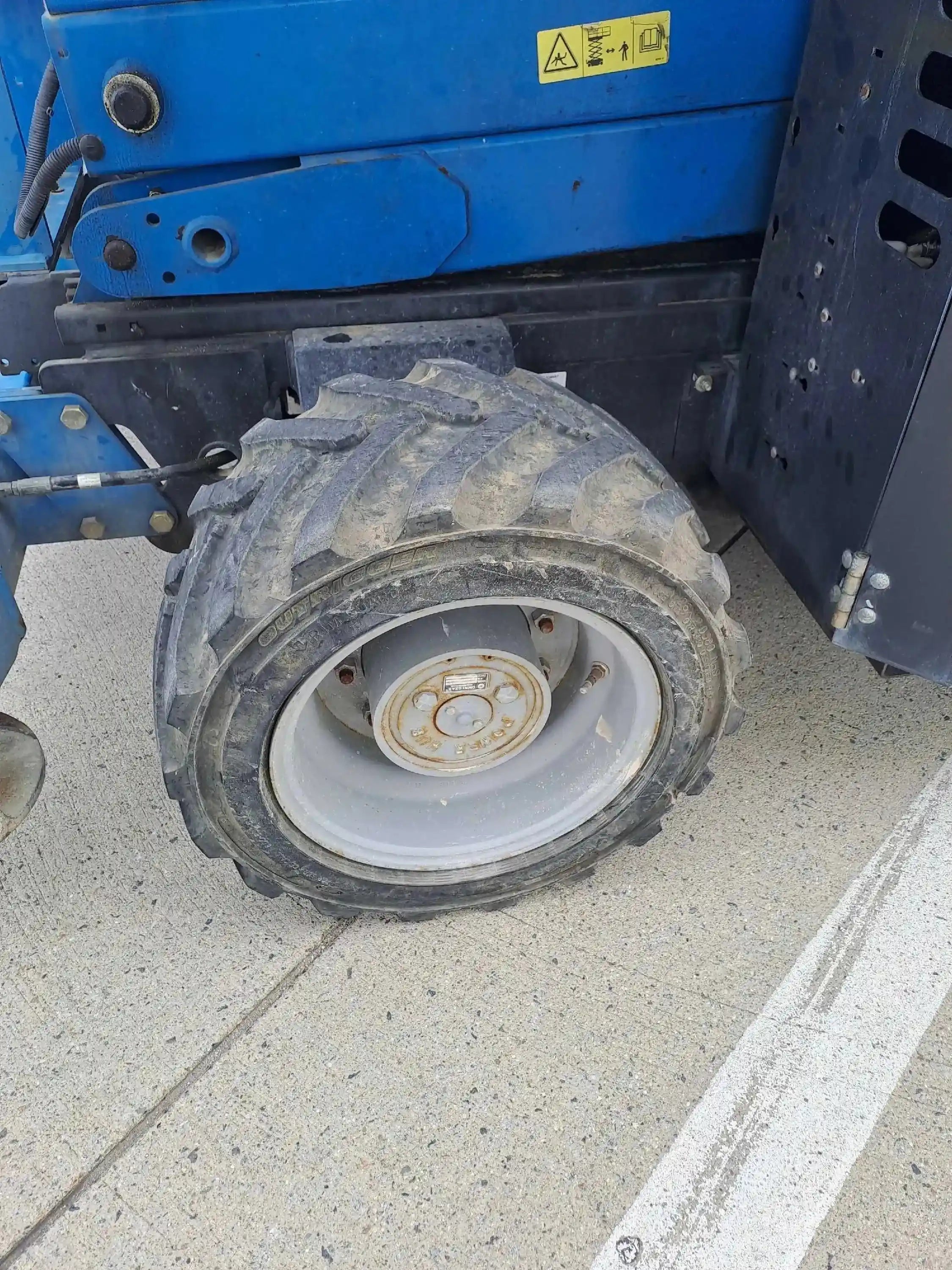 GS 3369 RT 12m, Diesel, Gelände, kaufen, Scherenbühne - BIBERGER