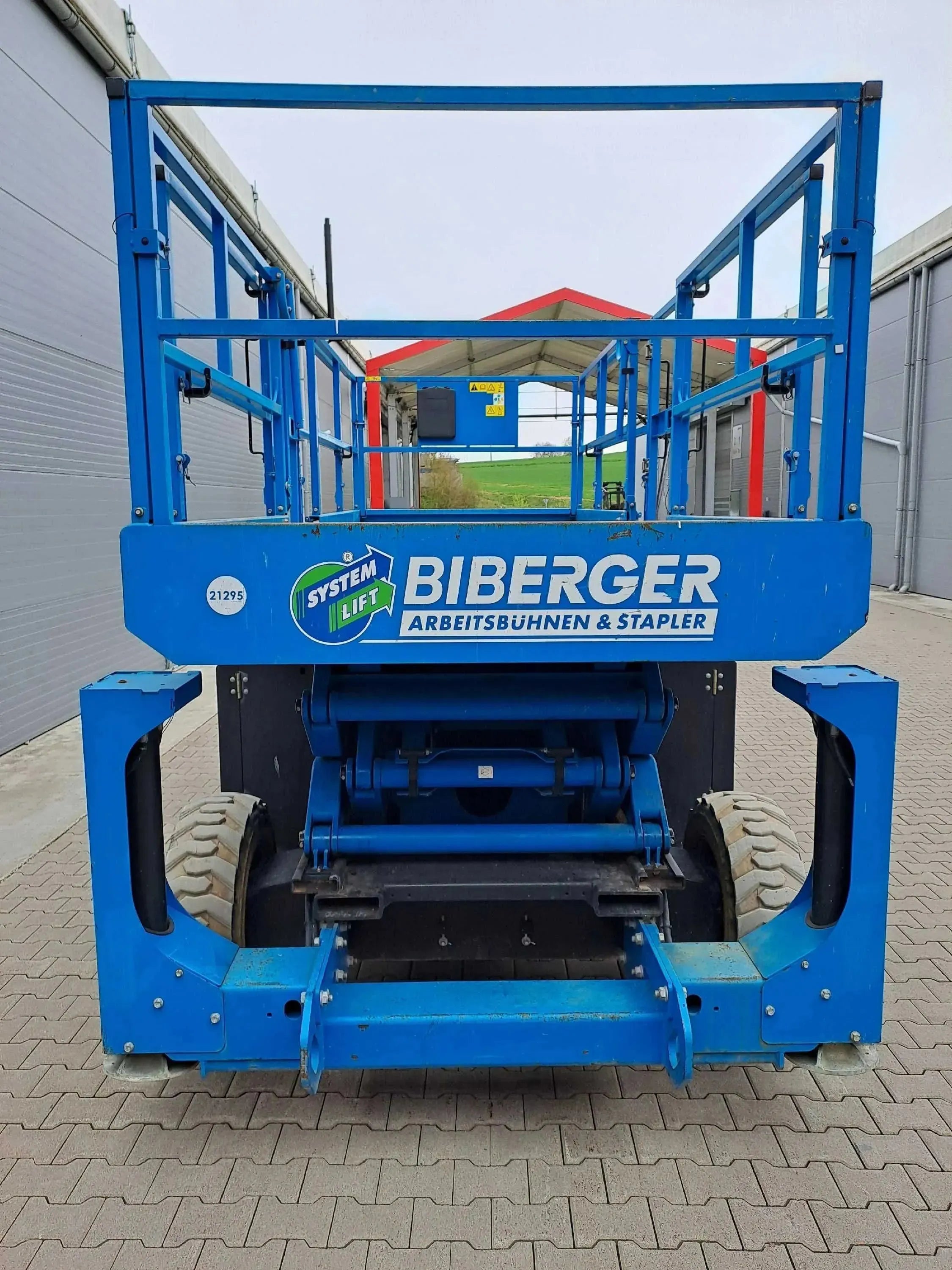 GS 3384 RT 12m, Diesel, Gelände, kaufen, Megadeck, Scherenbühne, Schwerlast - BIBERGER