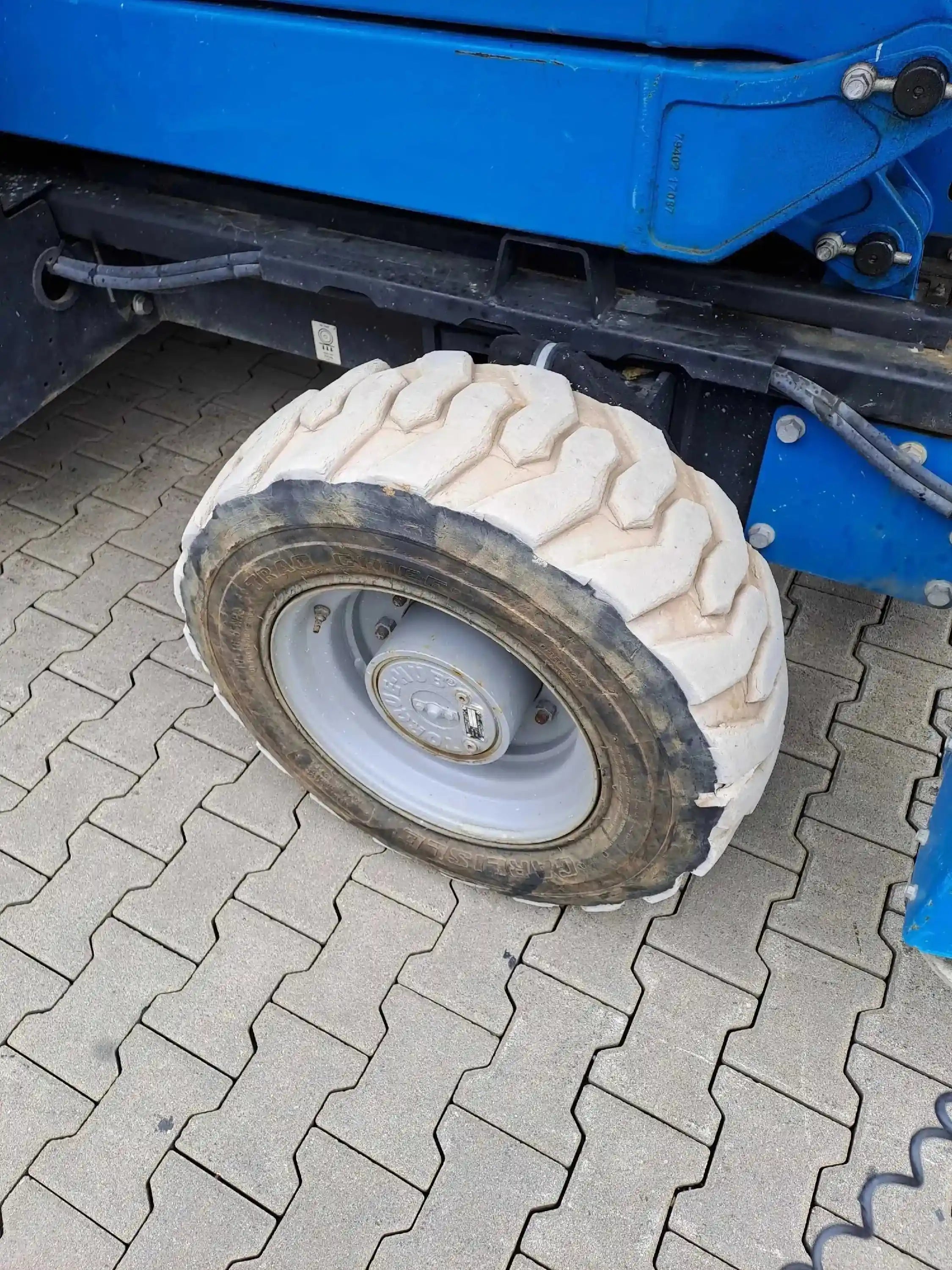 GS 3384 RT 12m, Diesel, Gelände, kaufen, Megadeck, Scherenbühne, Schwerlast - BIBERGER