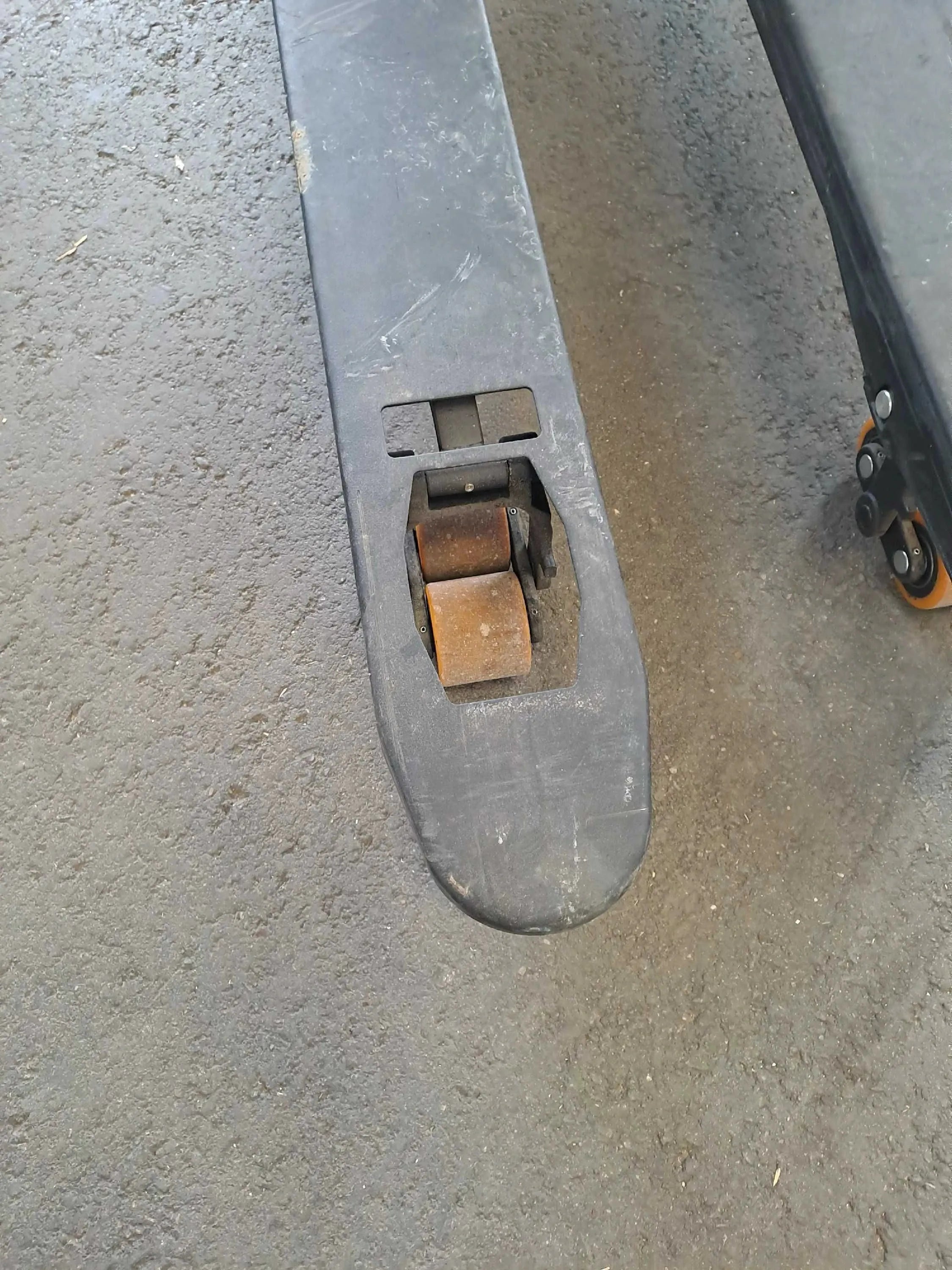 LHE 130 castor elektrostapler, kaufen - BIBERGER