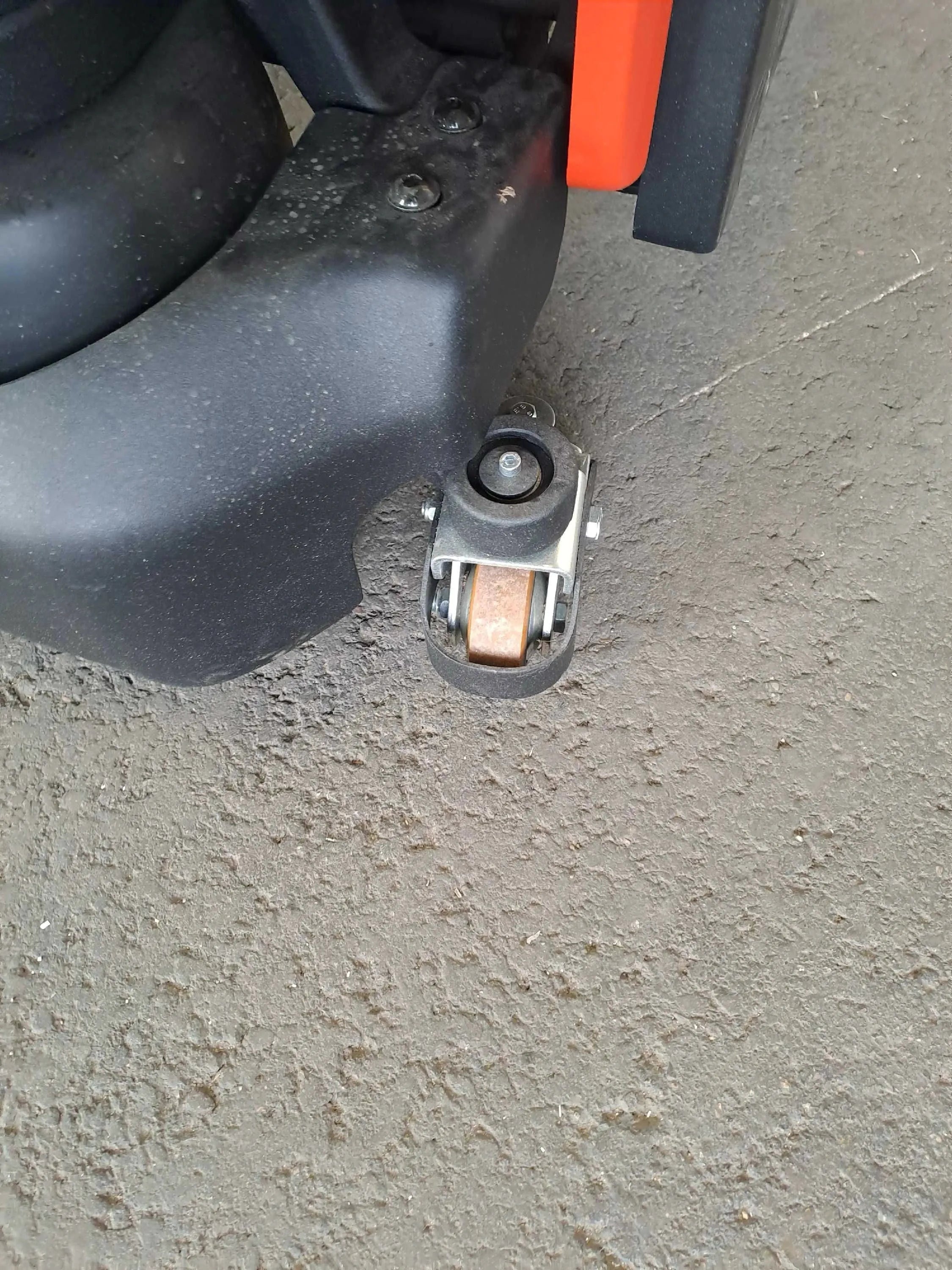 LHE 130 castor elektrostapler, kaufen - BIBERGER