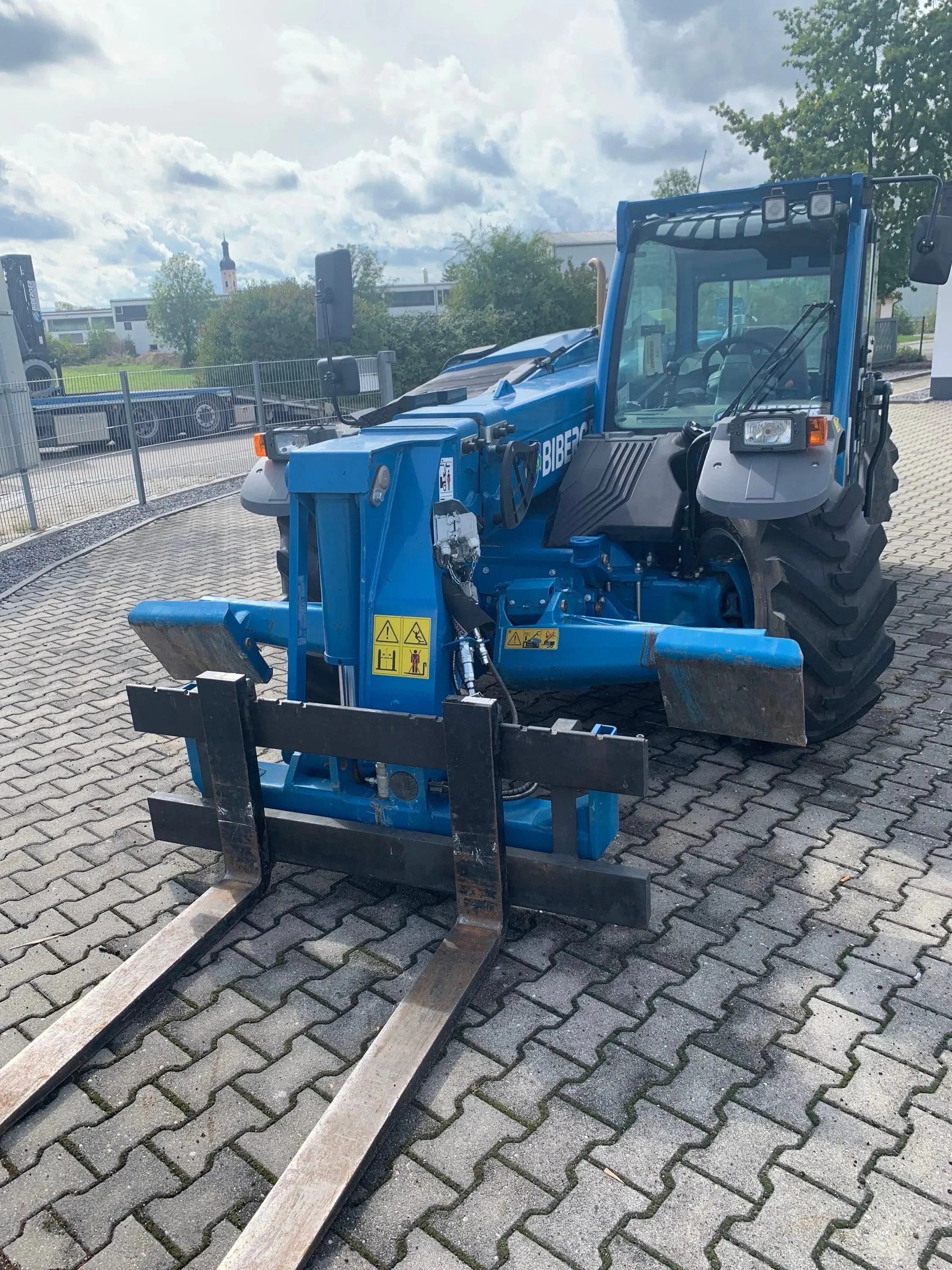 77103-Merlo - BIBERGER