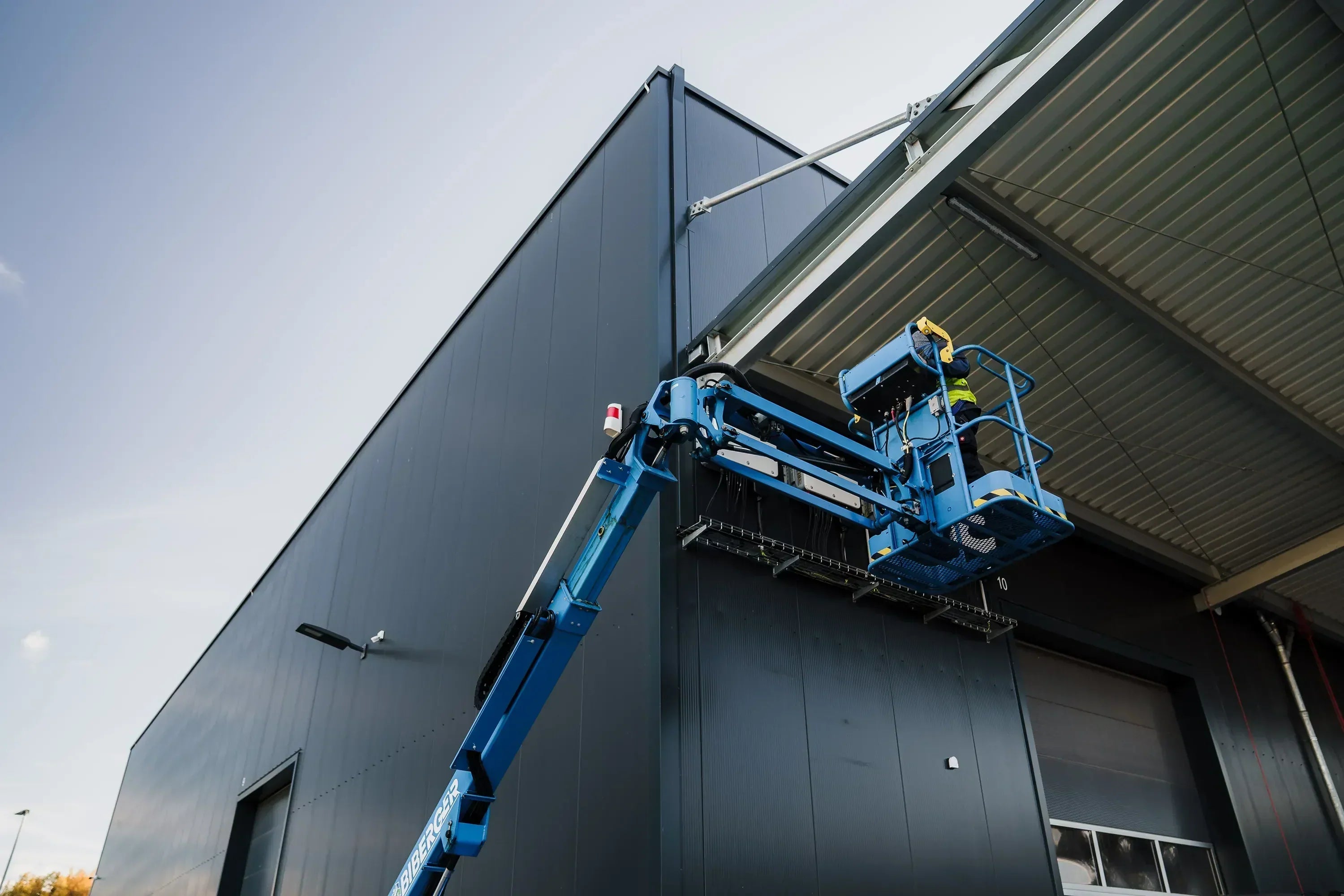 3D-Arm bei Arbeitsbühnen: Technik, Vorteile und Modellcodes im Überblick - BIBERGER