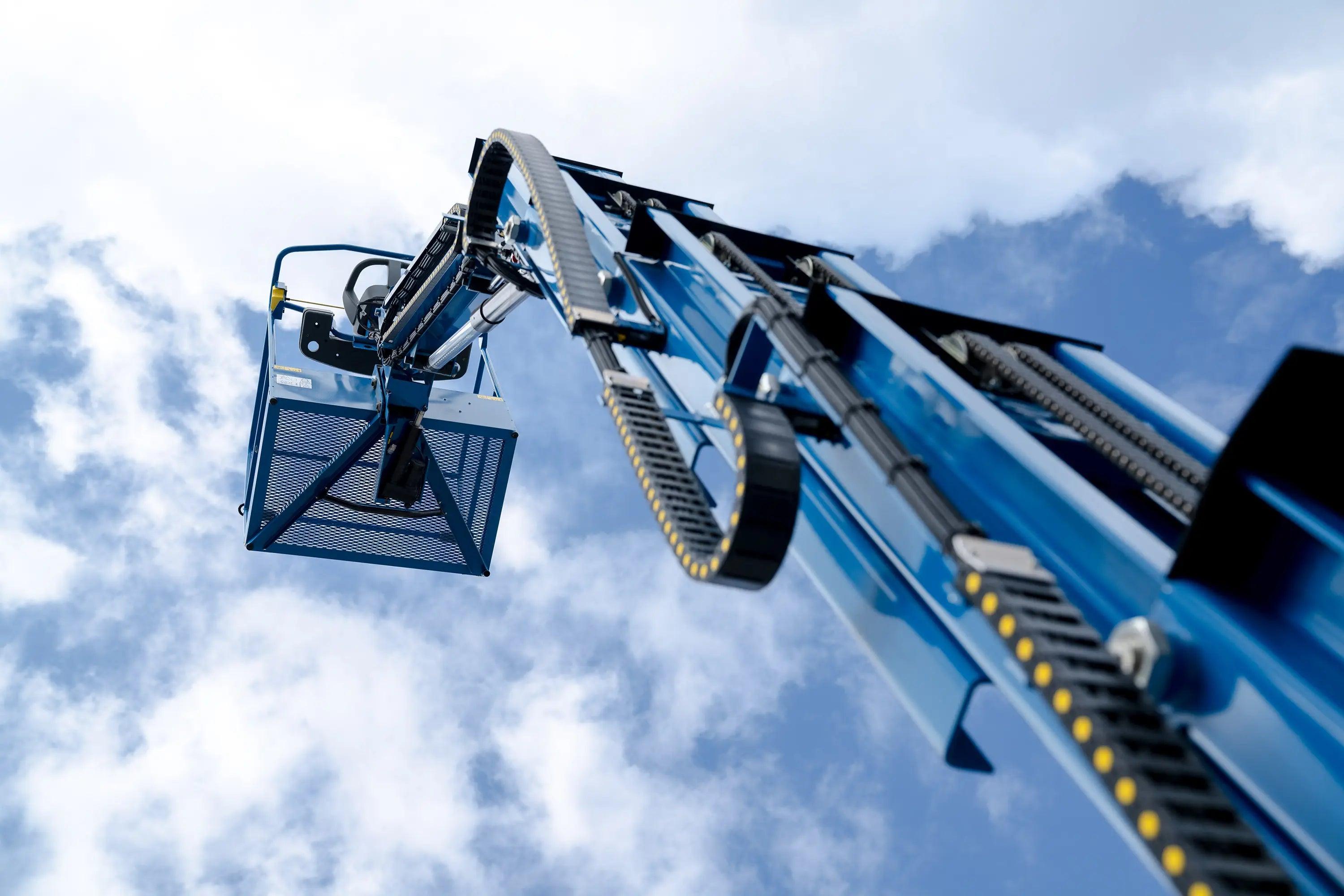 Boom Lift, Scissor Lift oder Cherry Picker: das bedeuten die englischen Arbeitsbühnen-Begriffe - BIBERGER