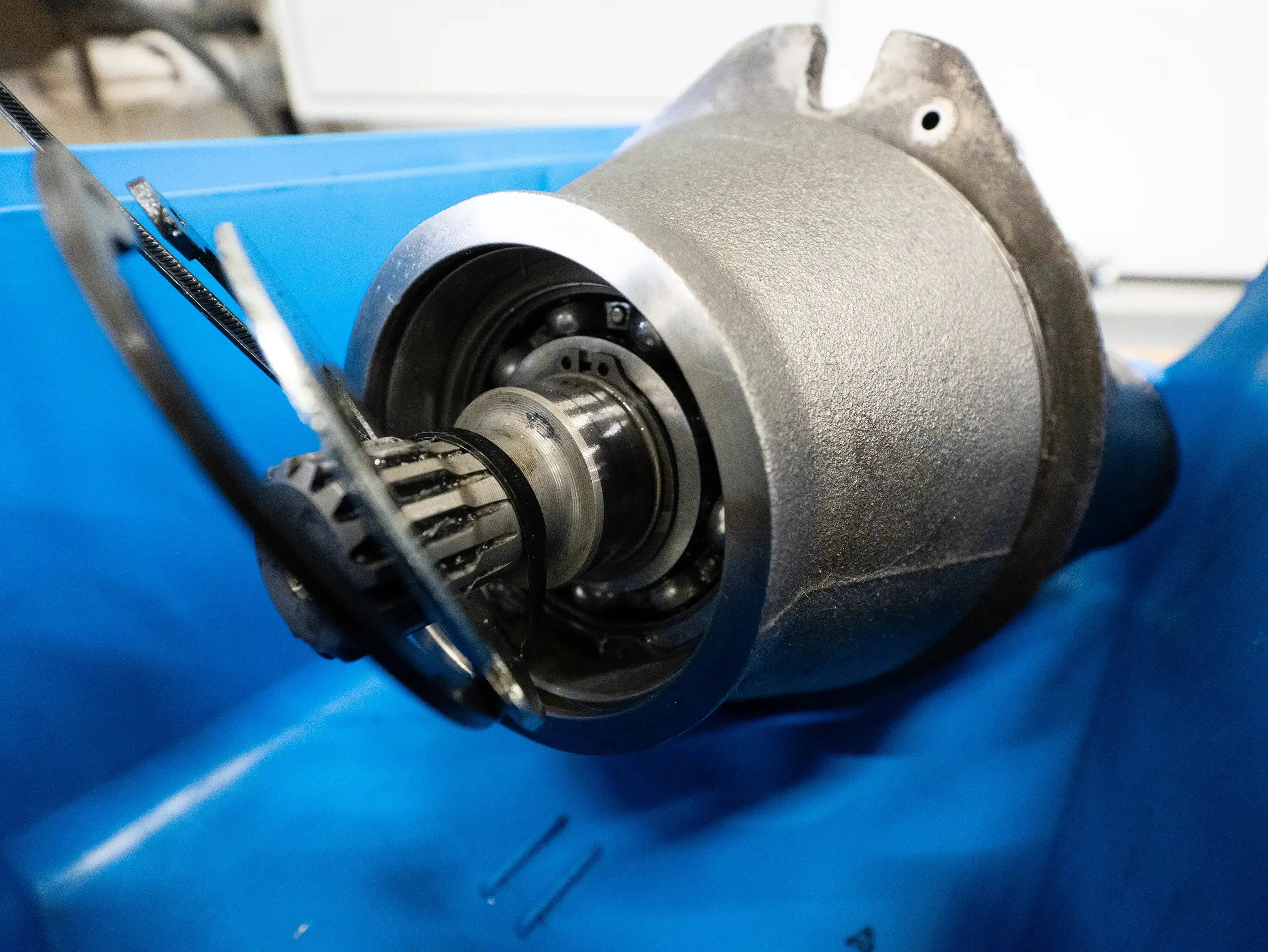 Hydrostatischer Fahrantrieb: Alle Informationen zum Hydrostat Antrieb - BIBERGER