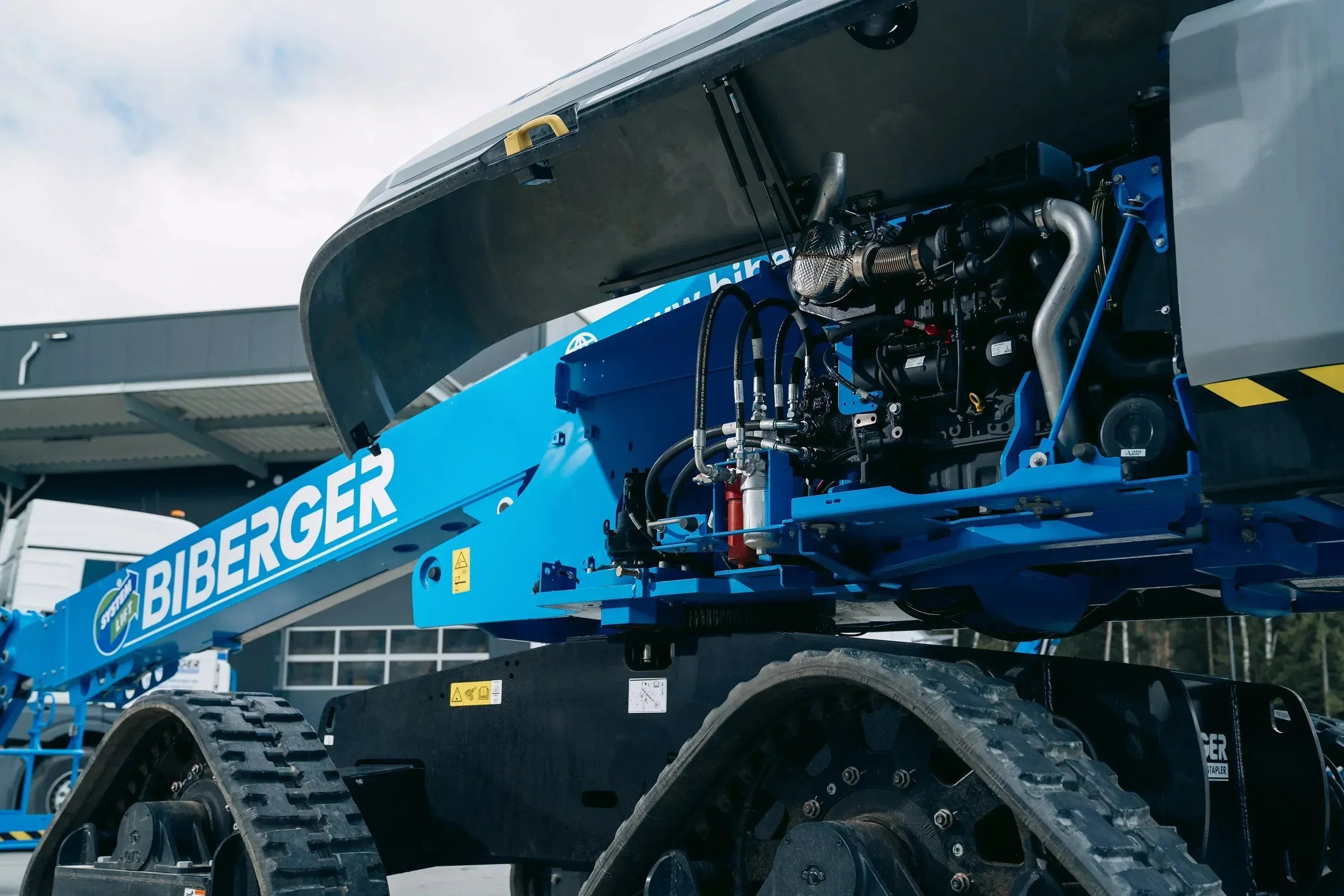 Stage V Motoren: Was bedeutet die Abgasnorm für die Baubranche? - BIBERGER