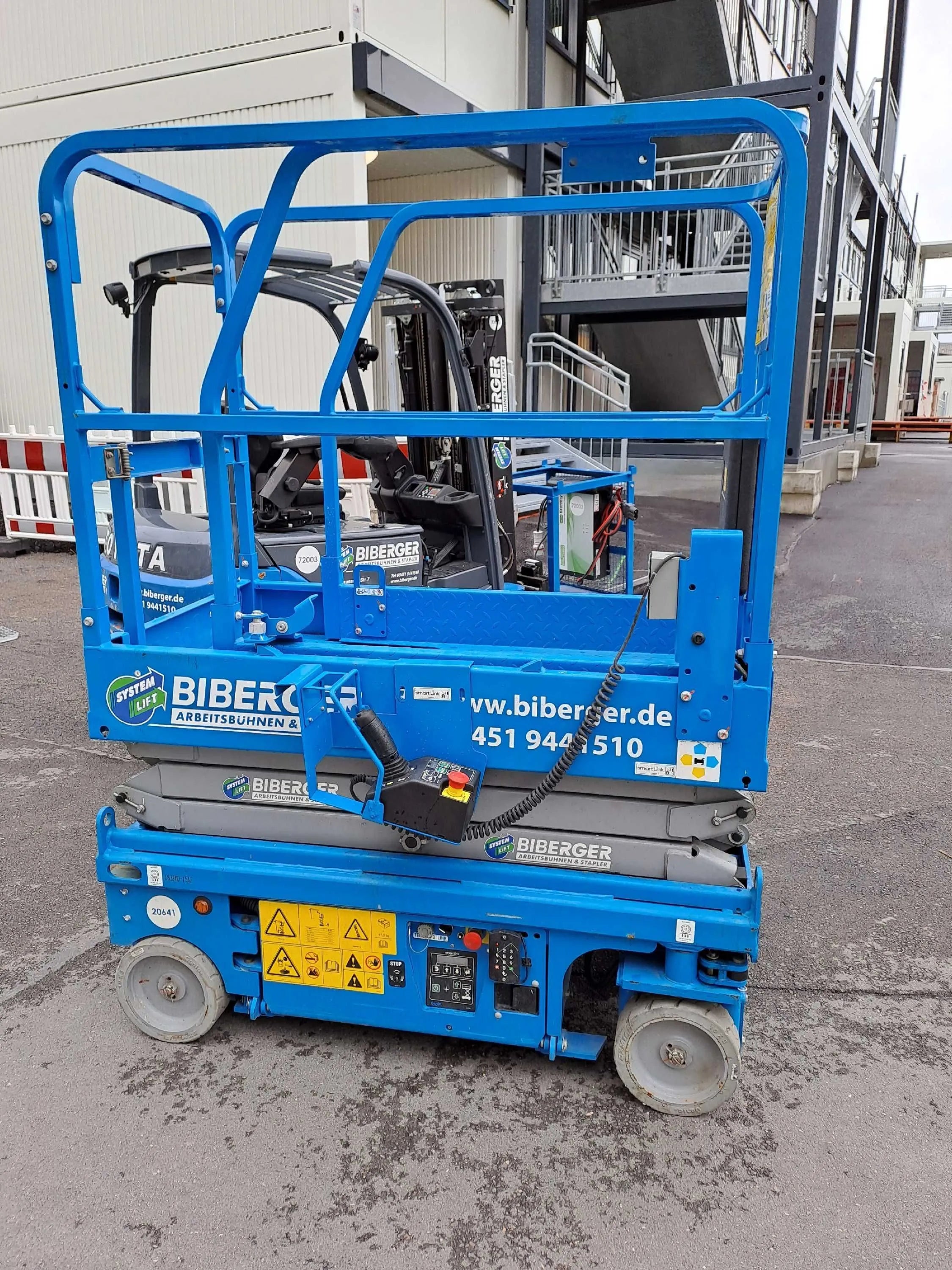2e7e1030-3269-6bdf-a62b-4cc5bf75a468 - BIBERGER