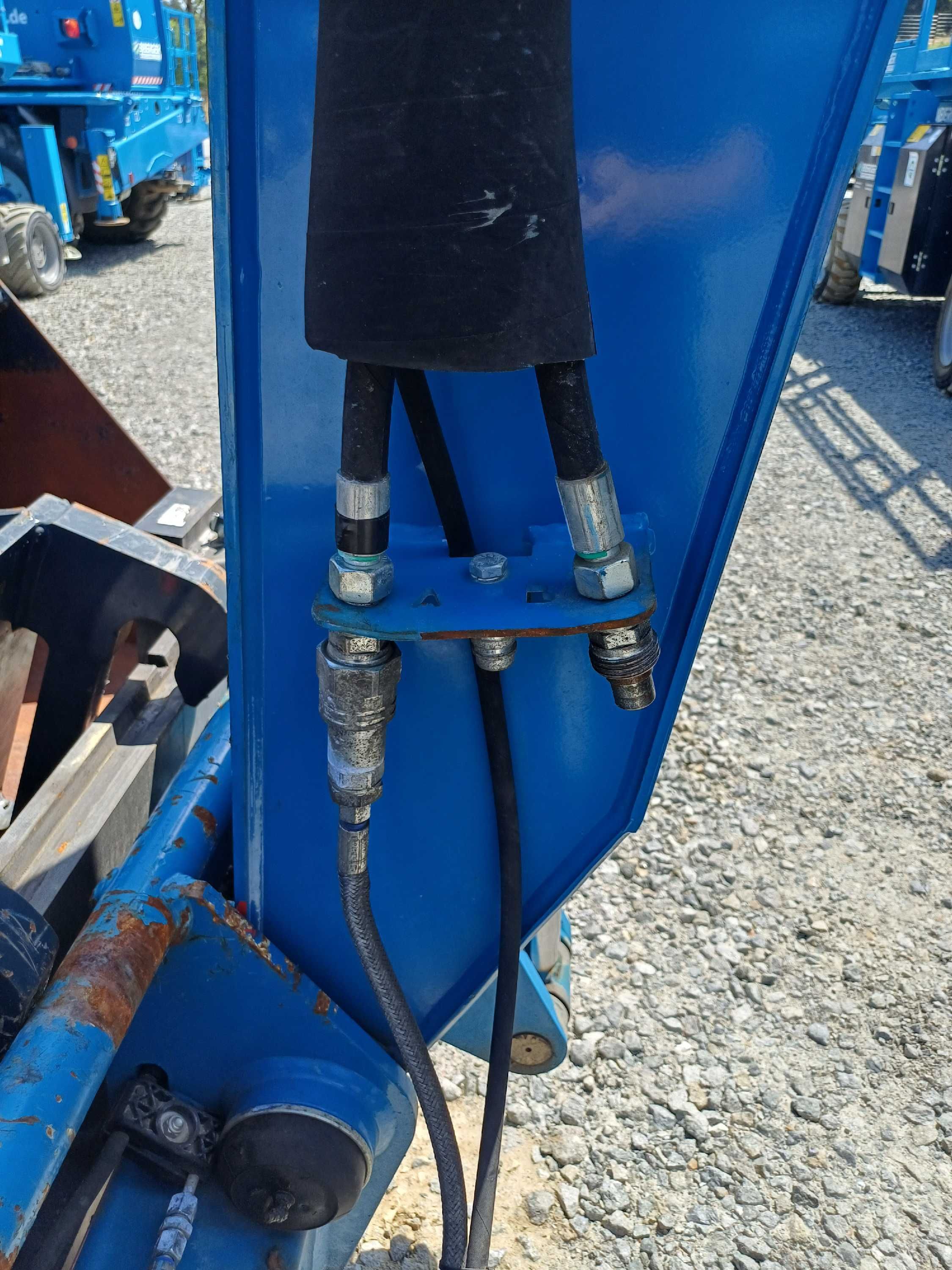 R 40.16 S